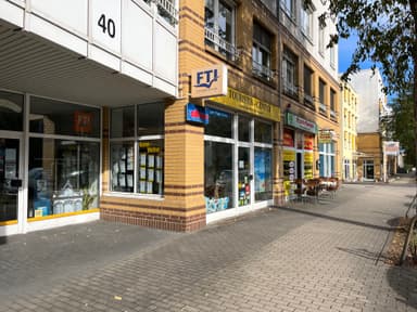 Das Touristik-Center auf der Neefestraße in Chemnitz von außen aus einem anderen Winkel