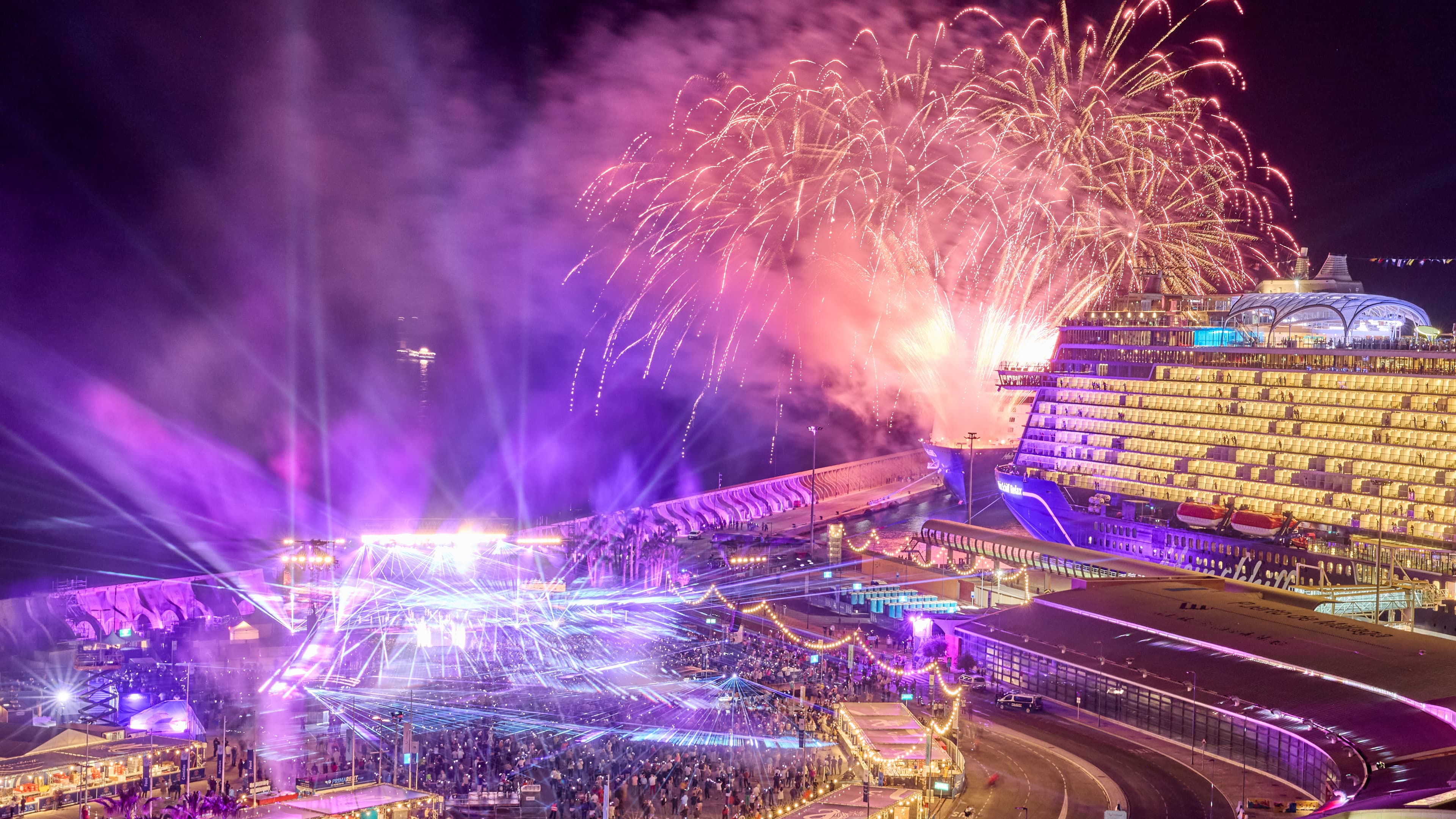 Die Taufe der Mein Schiff Relax