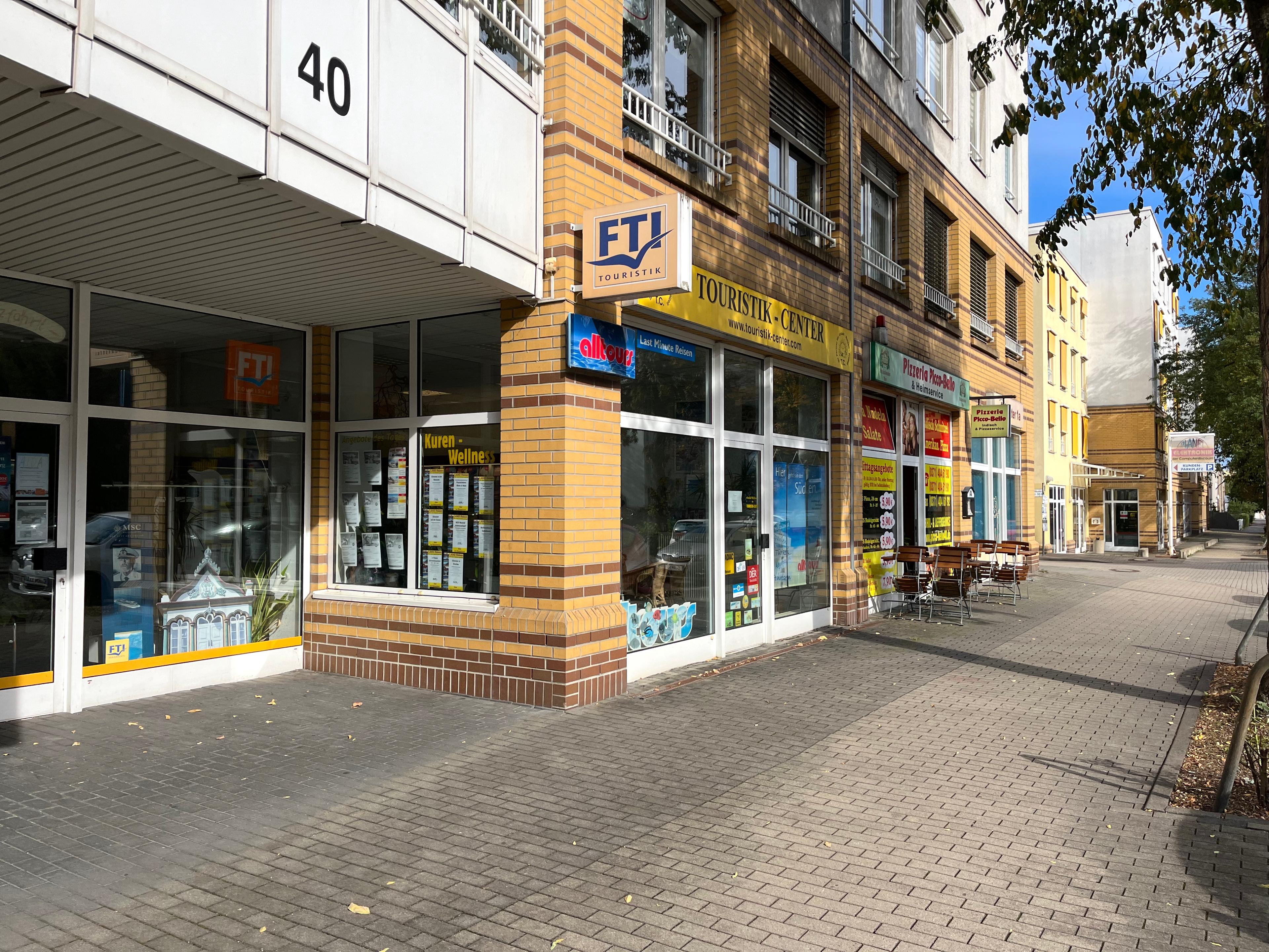 Das Touristik-Center auf der Neefestraße in Chemnitz von außen aus einem anderen Winkel