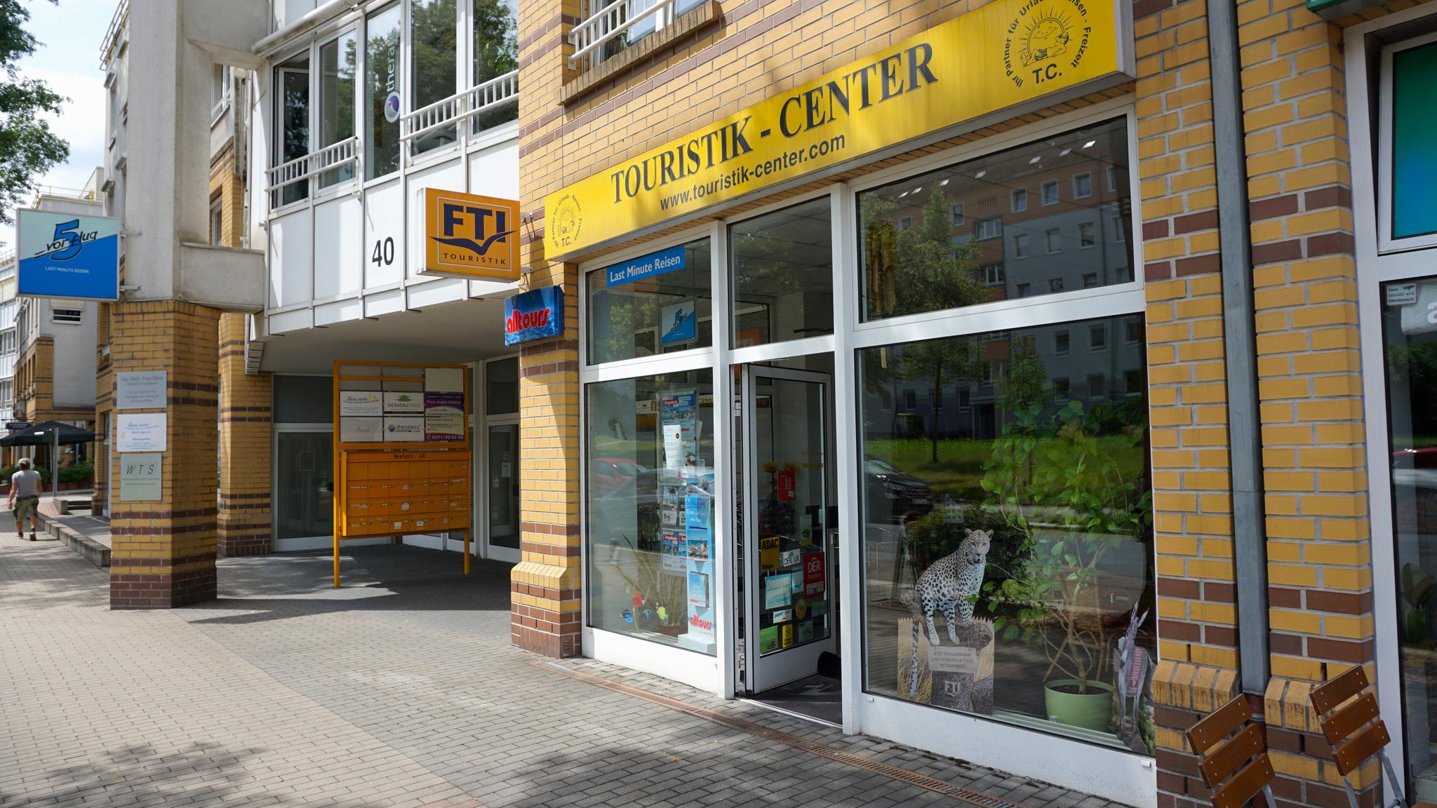 Das Touristik-Center auf der Neefestraße in Chemnitz von außen